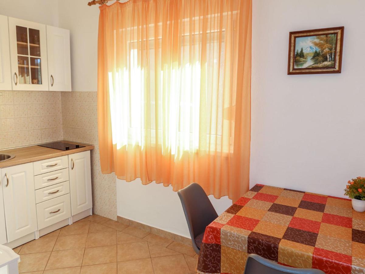 Holiday Home Ive By Interhome Petrcane Ngoại thất bức ảnh