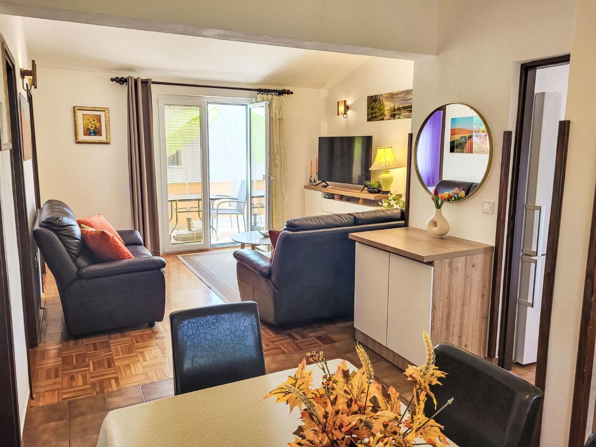 Holiday Home Ive By Interhome Petrcane Ngoại thất bức ảnh